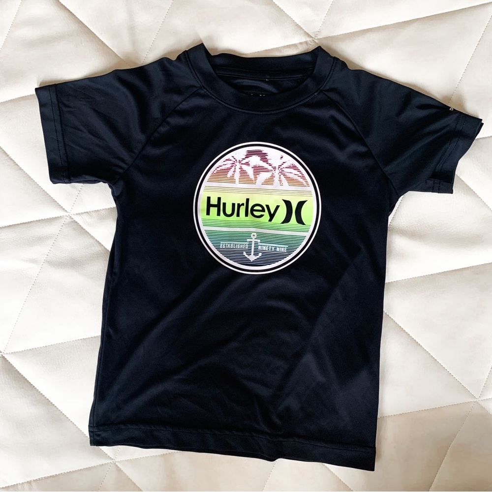 Hurley • UPF 50+ Rashguard Shirt